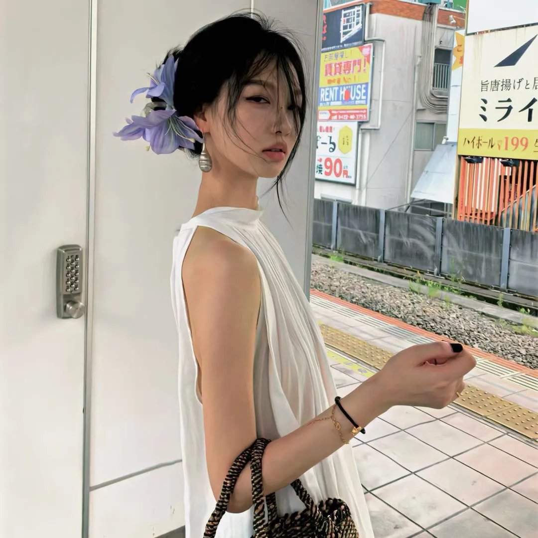 巴黎时尚女魔头首屏图